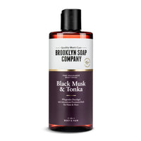 Das Black Musk & Tonka Body Wash von der Brooklyn Soap Company sorgt mit Panthenol und Vitamin E für eine sanfte Reinigung von Haut und Haar. Das 2-in-1 Duschgel spendet Feuchtigkeit, schützt die Haut und hinterlässt einen fein-würzigen Duft mit Noten von strahlendem Moschus, saftigem Apfel und floraler Orangenblüte.[DE][AT]
